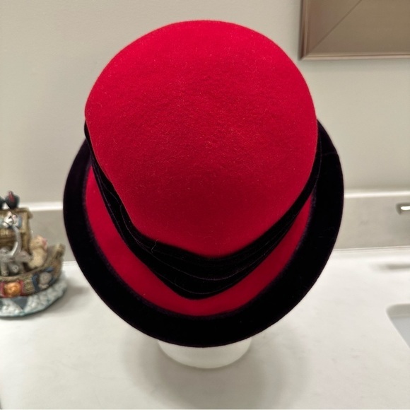 Jenny Buchanan Women’s 100% Wool Red Hat Society Purple Velvet Bow Brimmed Hat - Picture 3 of 7